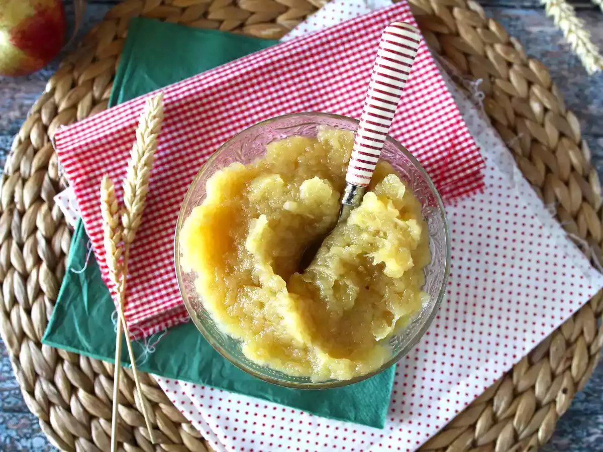 Piure de mere la multiooker Cookeo - poza 2