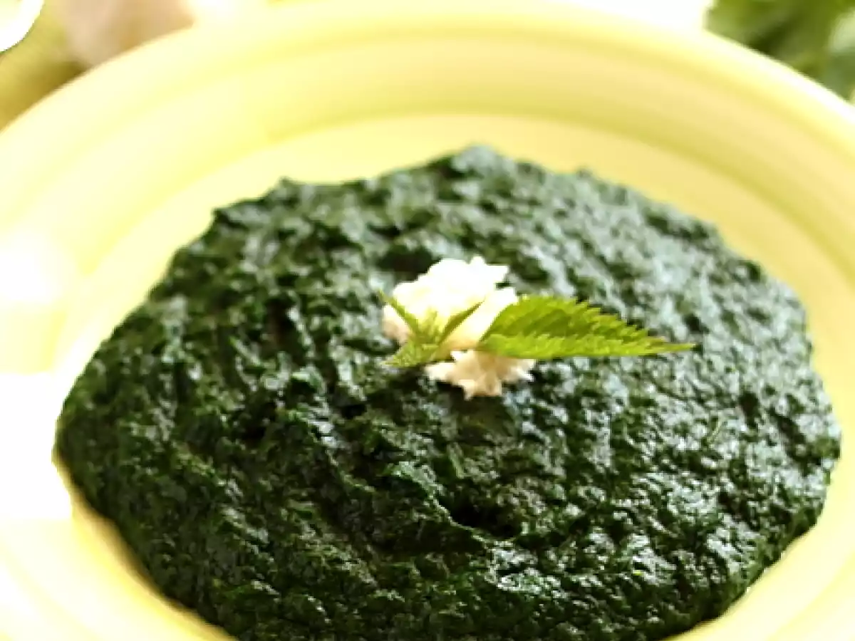 Piure de urzici cu hrean