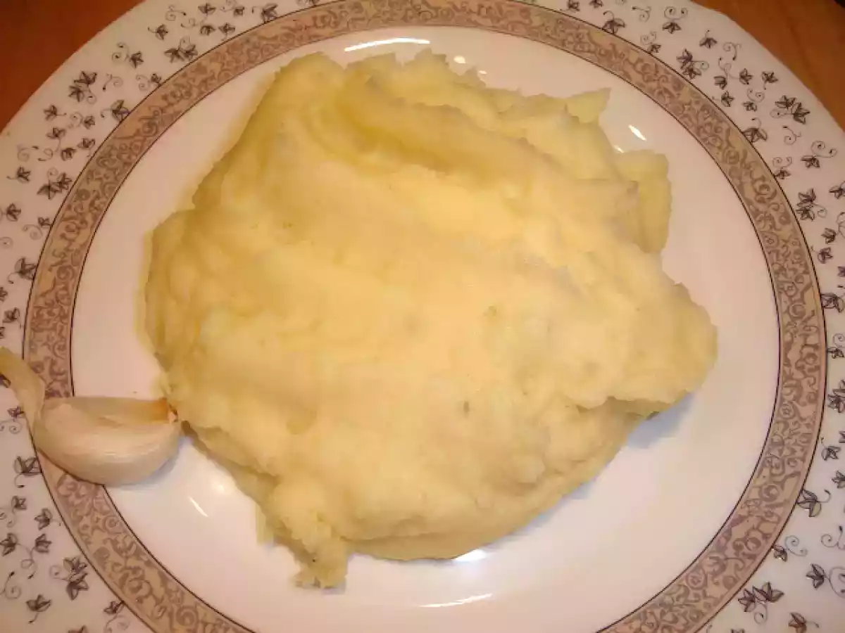 Piurre de cartofi cu usturoi copt. - poza 2