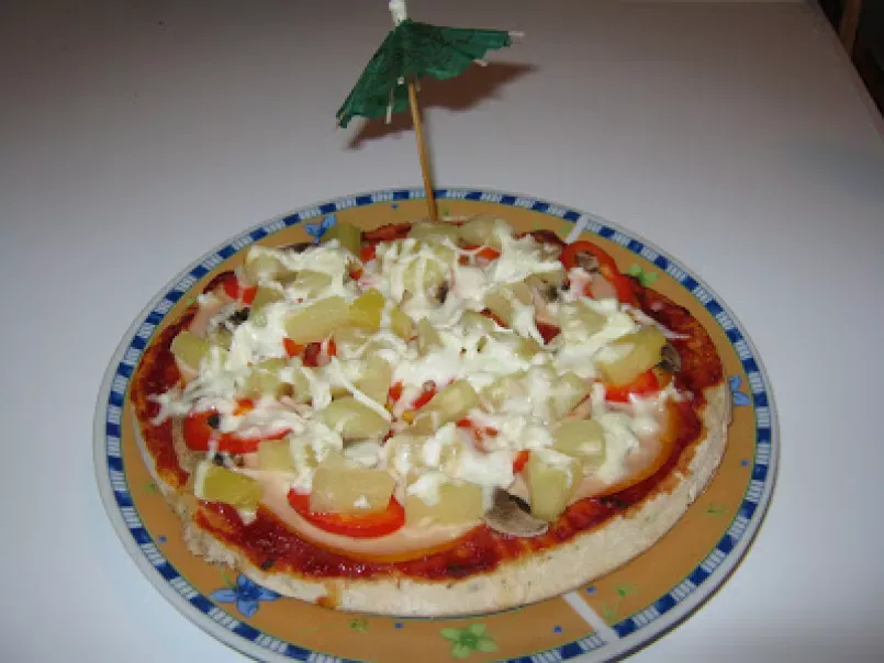 Pizza cu ananas i unc - poza 3