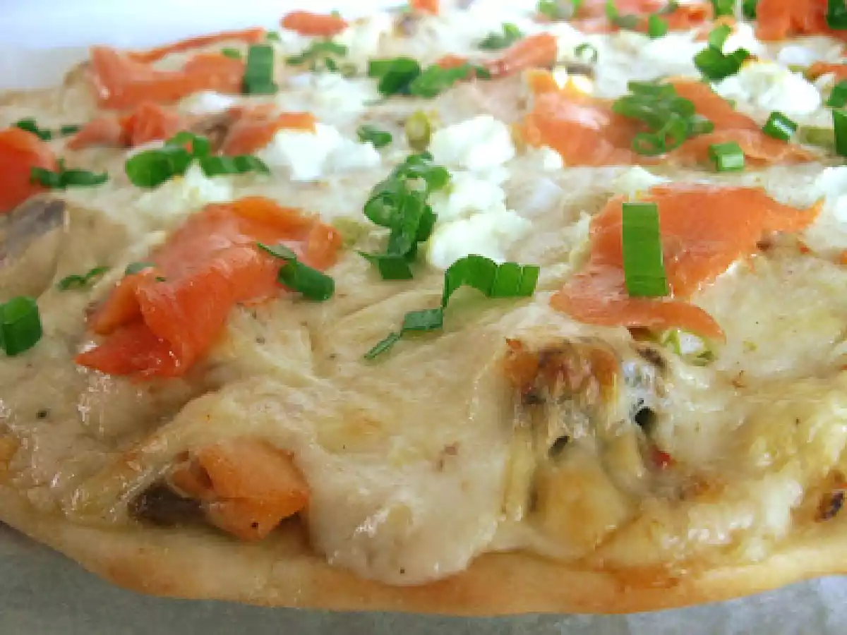 Pizza cu fructe de mare