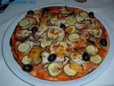 Pizza cu legume