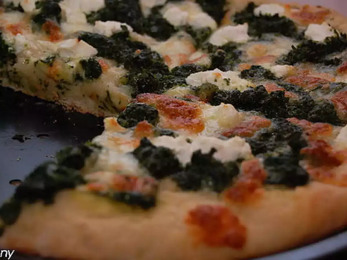 Pizza cu spanac si ricotta - poza 10