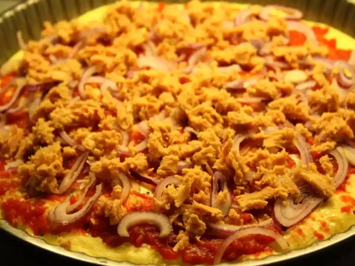 Pizza cu ton si ceapa - poza 3