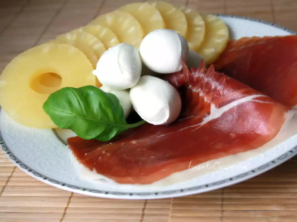 Pizza Hawaii - poza 2