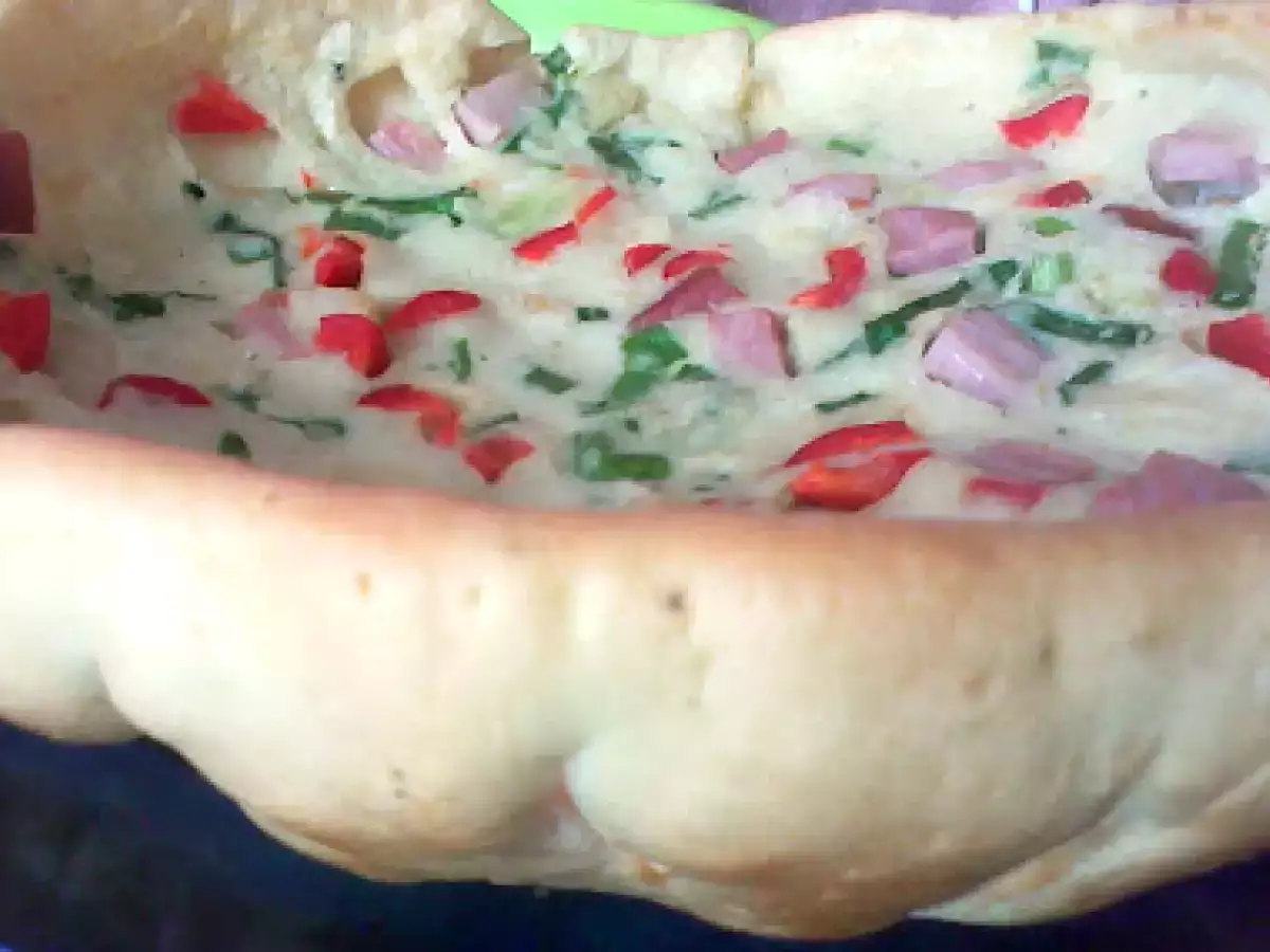 Pizza usoara si rapida - din aluat de clatite - poza 4