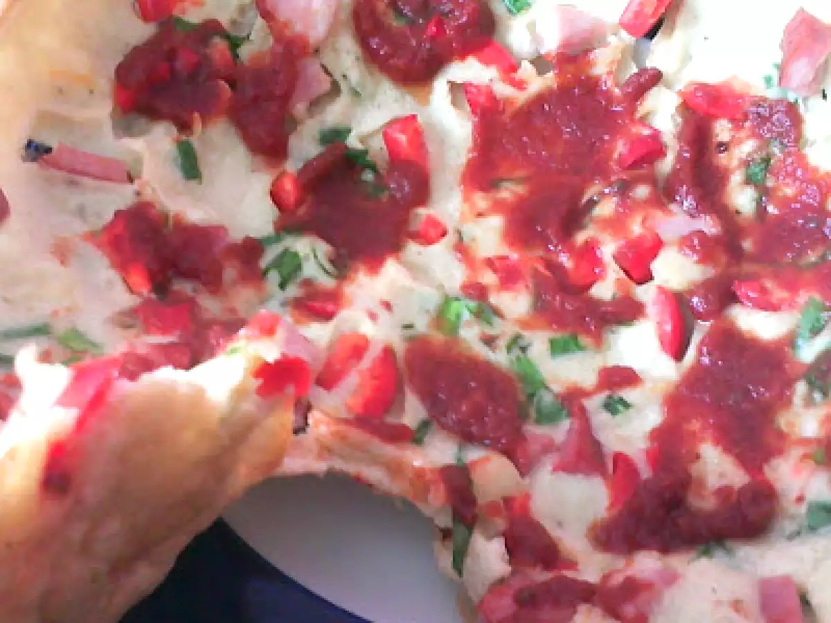 Pizza usoara si rapida - din aluat de clatite - poza 5