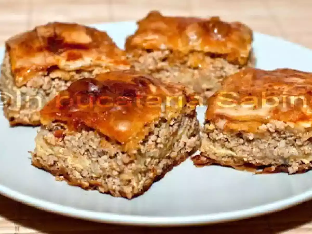 PLACINTA CU BERE SI CARNE - poza 4