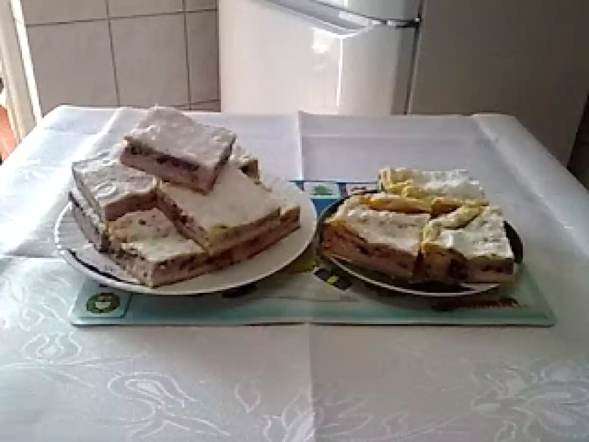 Placinta cu branza de vaci si afine