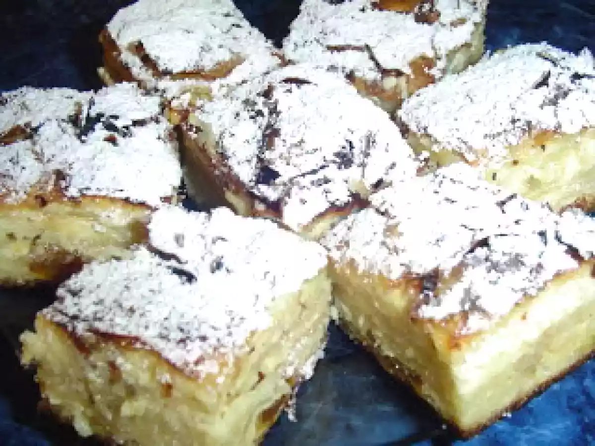 Placinta cu branza dulce si stafide