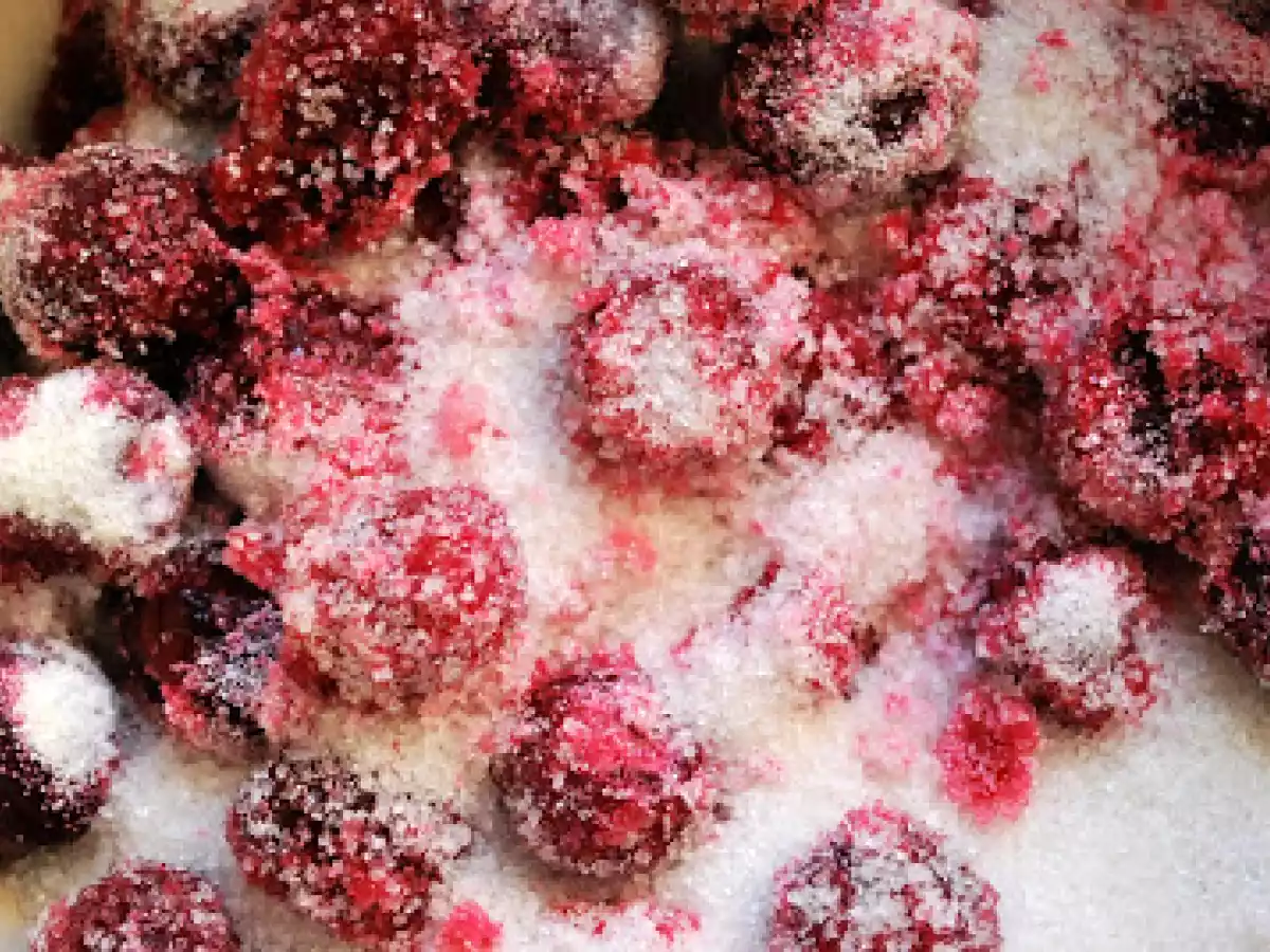 Placinta cu branza dulce si visine - poza 4