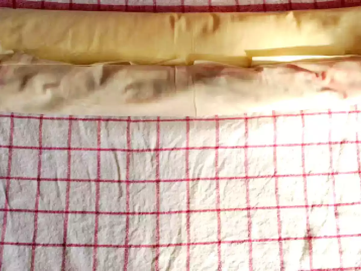 Placinta cu branza dulce si visine - poza 10