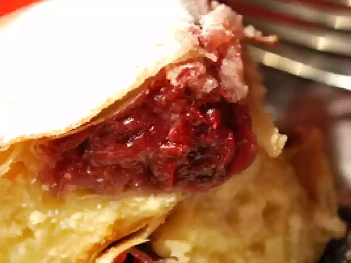 Placinta cu branza dulce si visine - poza 14