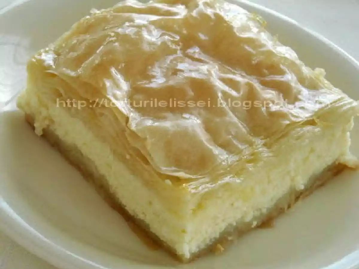 Placinta cu branza, insiropata!