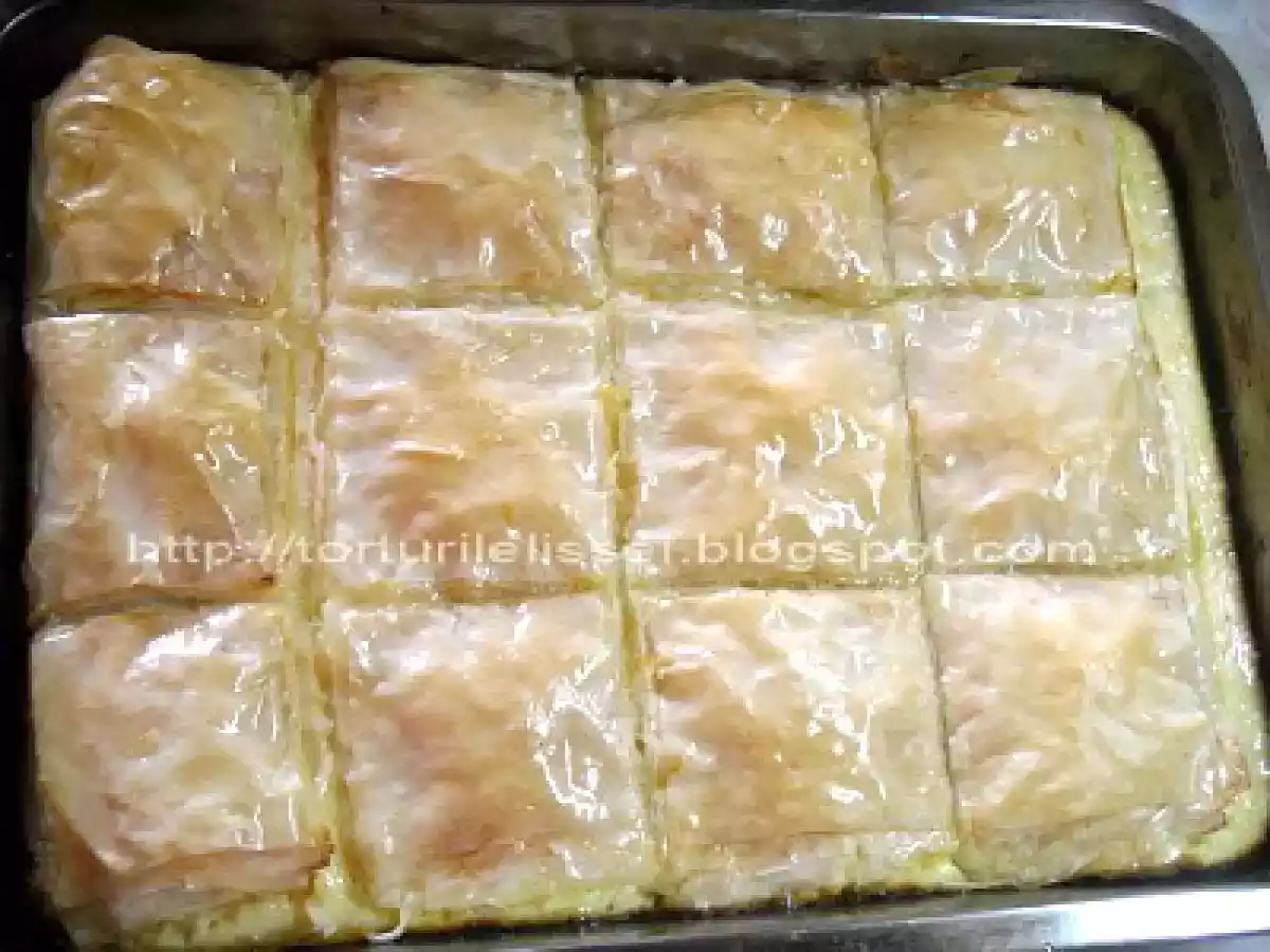 Placinta cu branza, insiropata! - poza 5