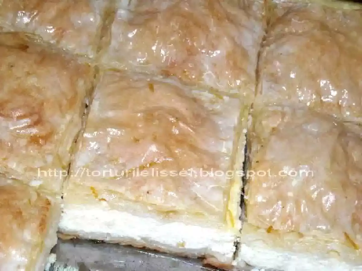 Placinta cu branza, insiropata! - poza 6