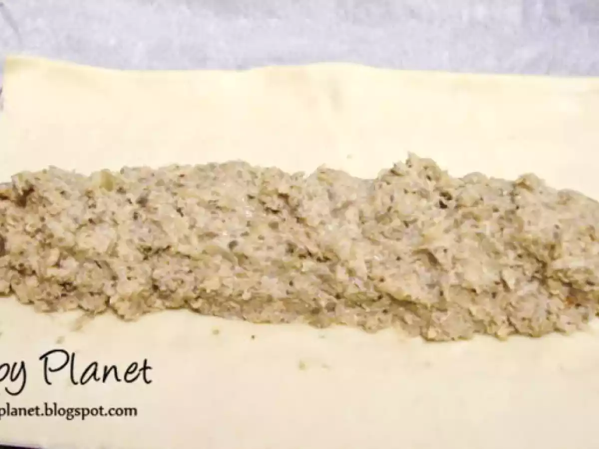 Placinta cu branza si cu ciuperci - poza 5