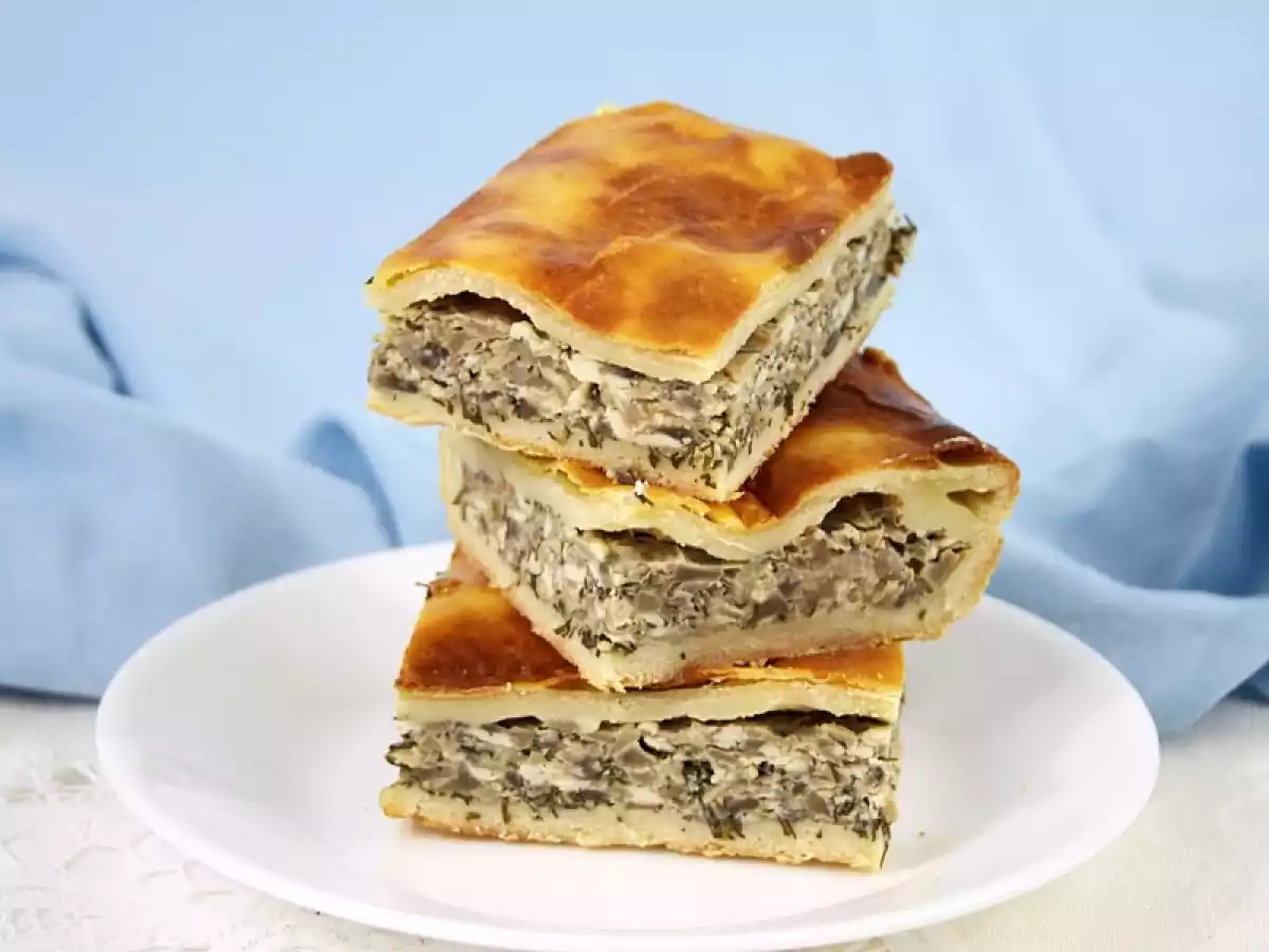 Placinta cu ciuperci si aluat de casa - poza 2