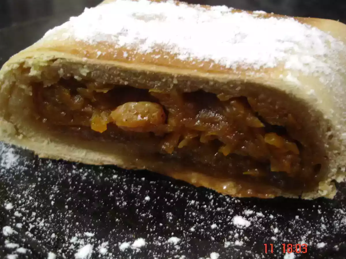 Placinta cu dovleac si stafide - poza 2