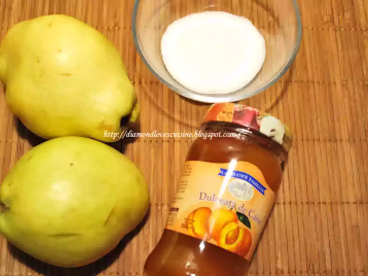 Placinta cu gutui si gem de caise - poza 4