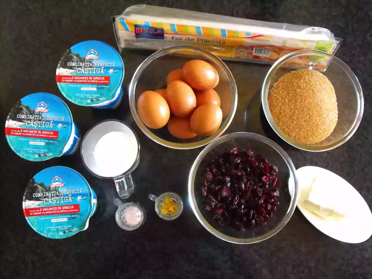 Placinta cu iaurt si merisoare