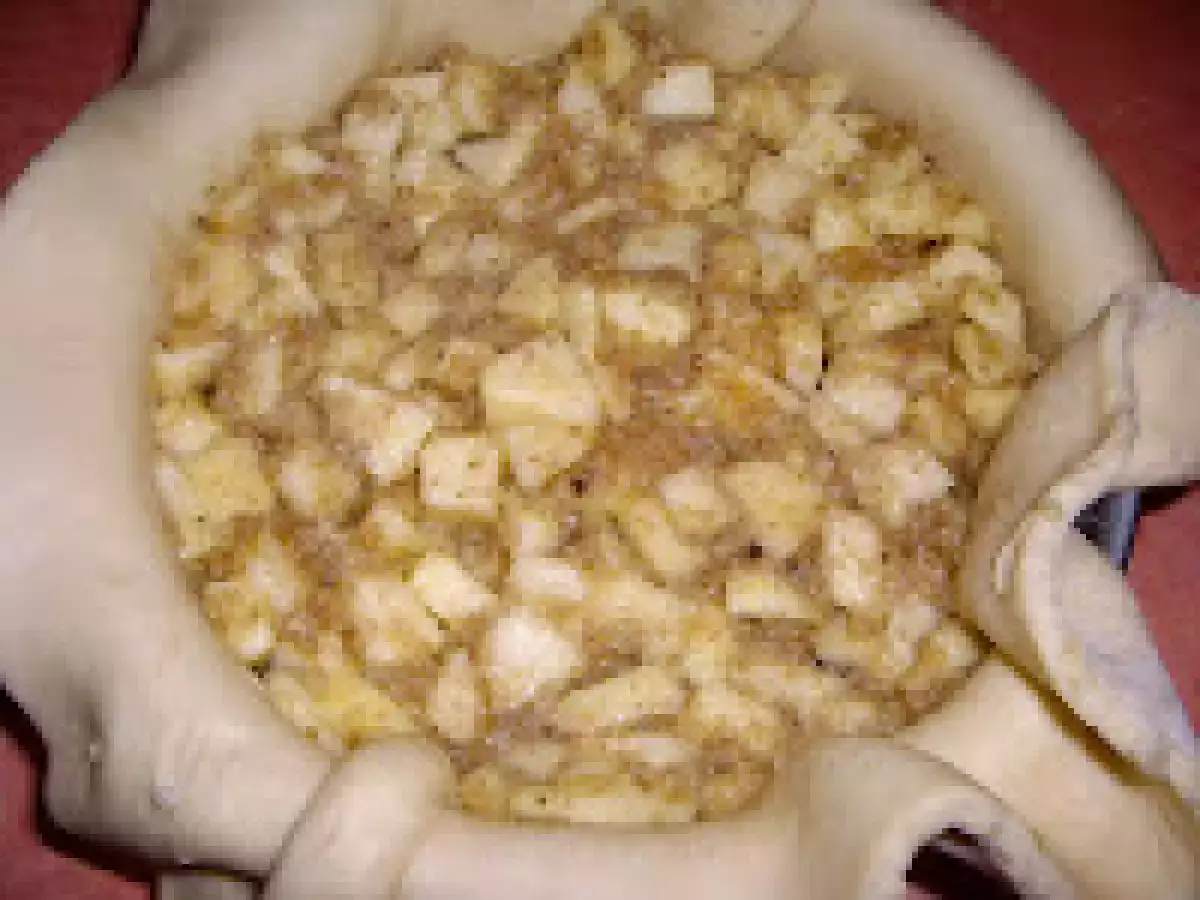 Placinta cu mere si miere/Torta di mele al miele - poza 4