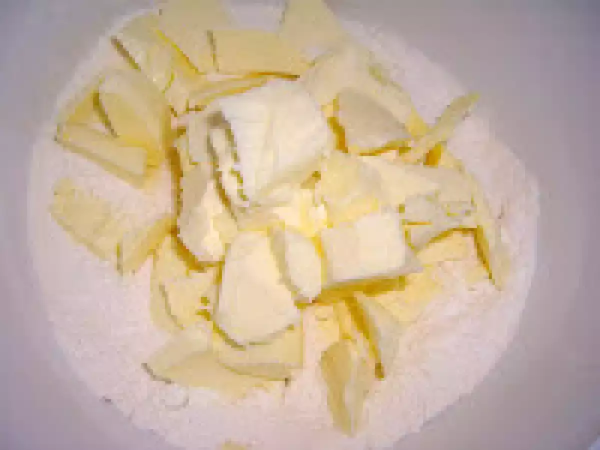 Placinta cu mere si miere/Torta di mele al miele - poza 10