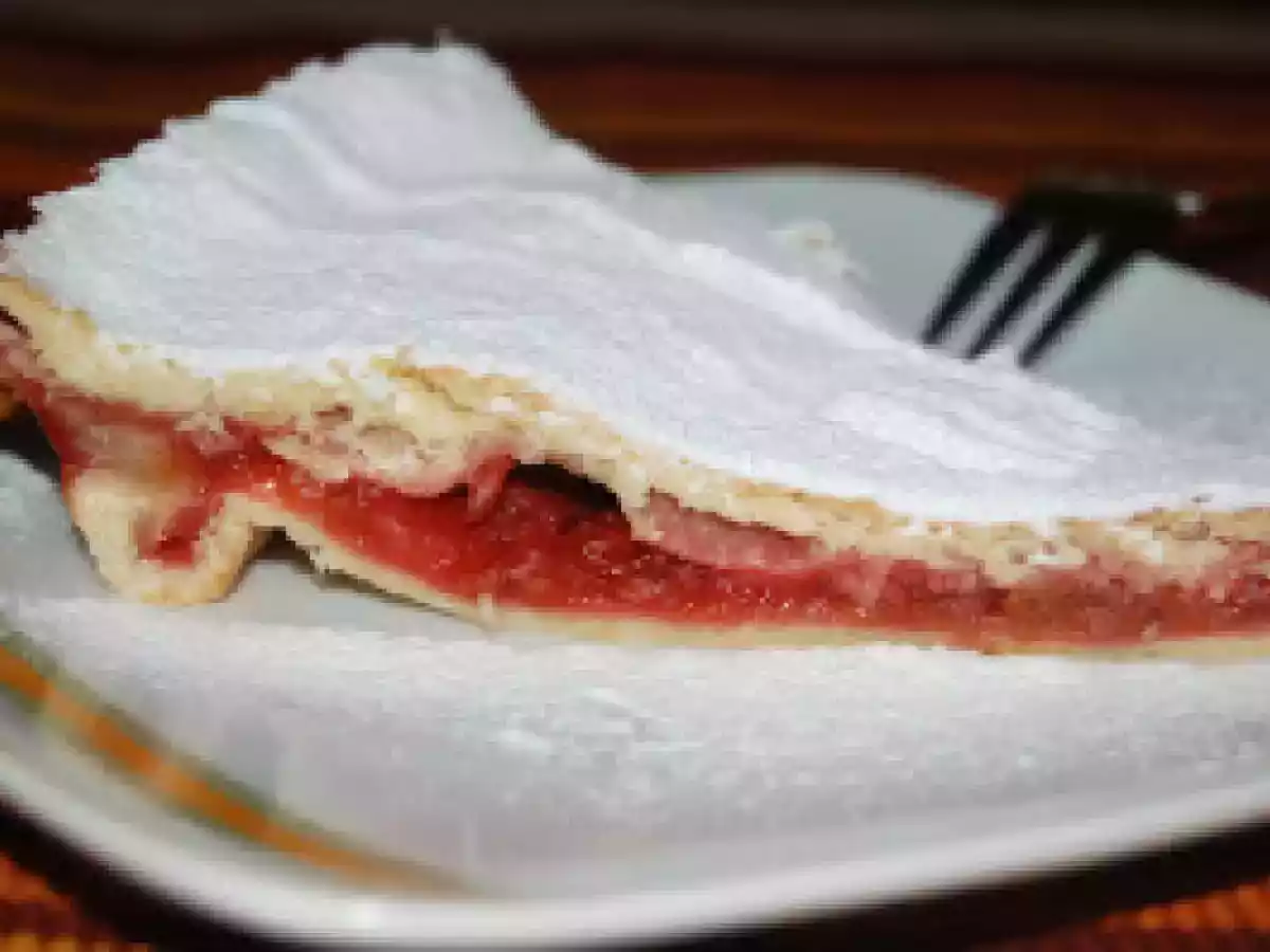 Placinta cu rubarba si capsuni