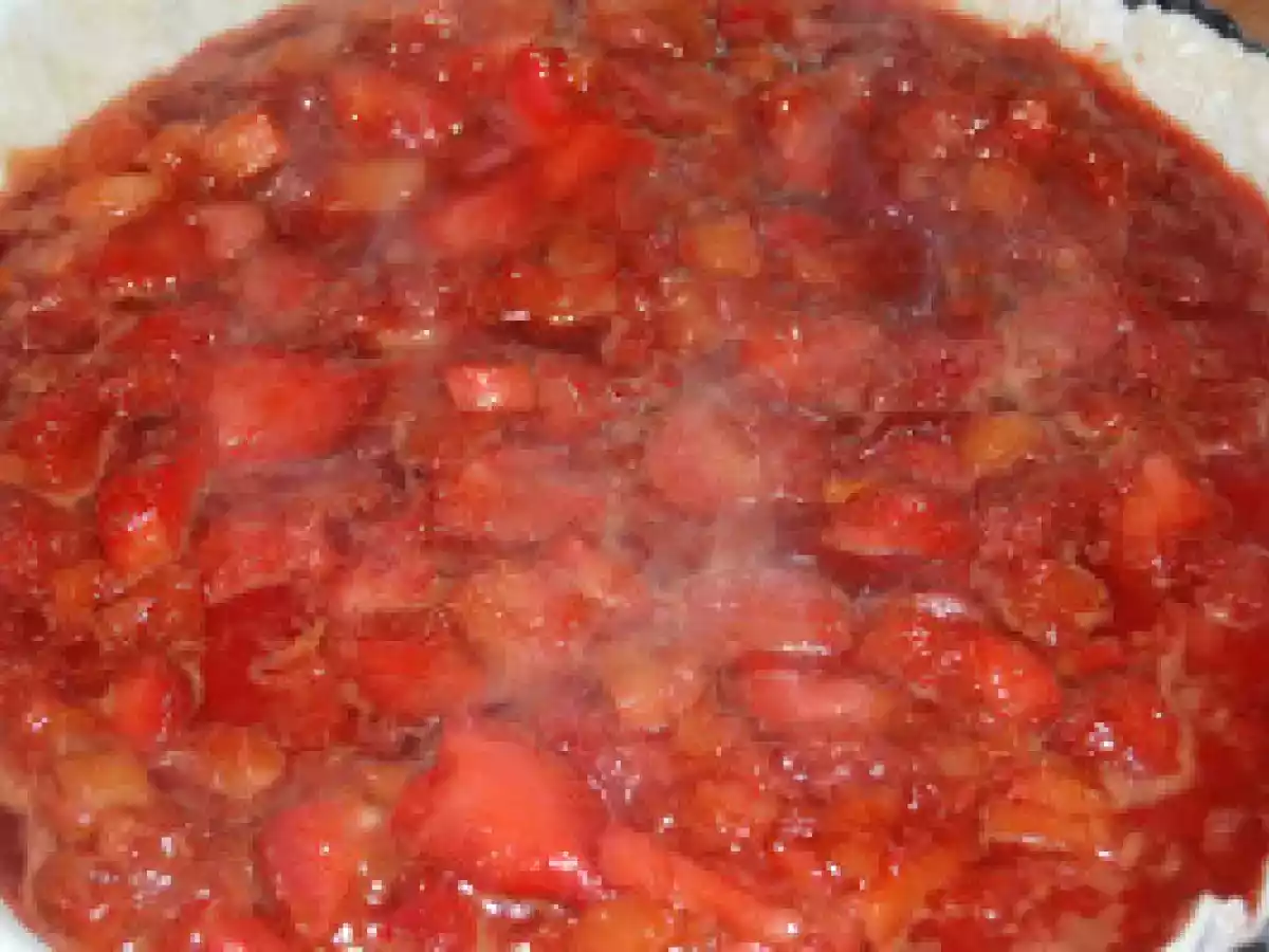 Placinta cu rubarba si capsuni - poza 7