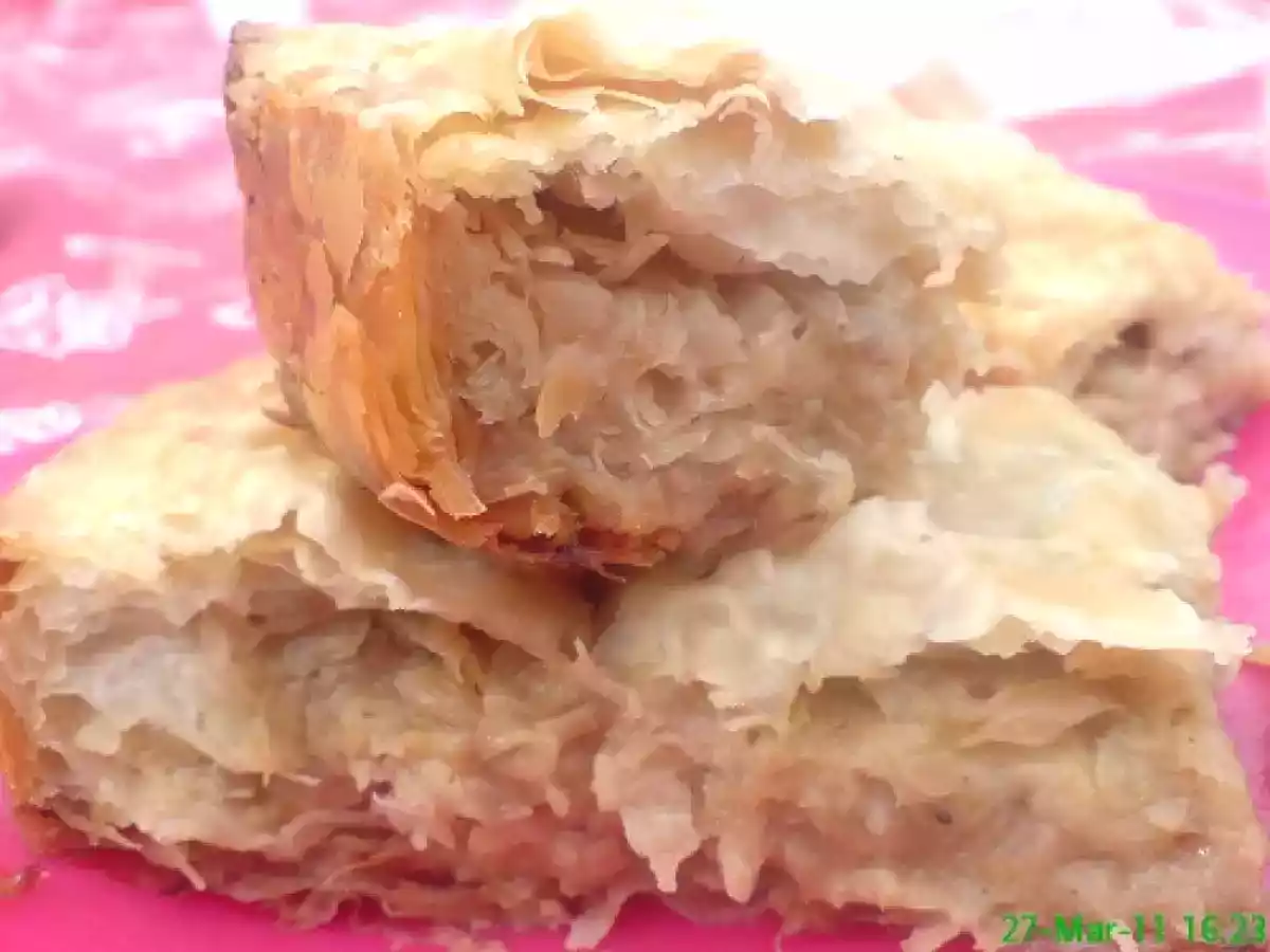 Placinta cu varza (de post)