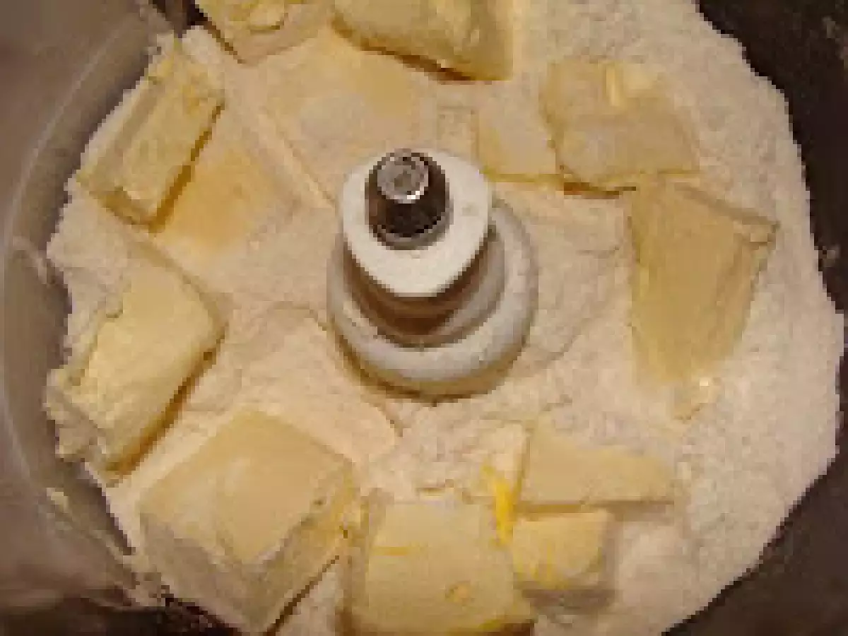 Placinta de mere cu aluat fraged - poza 2