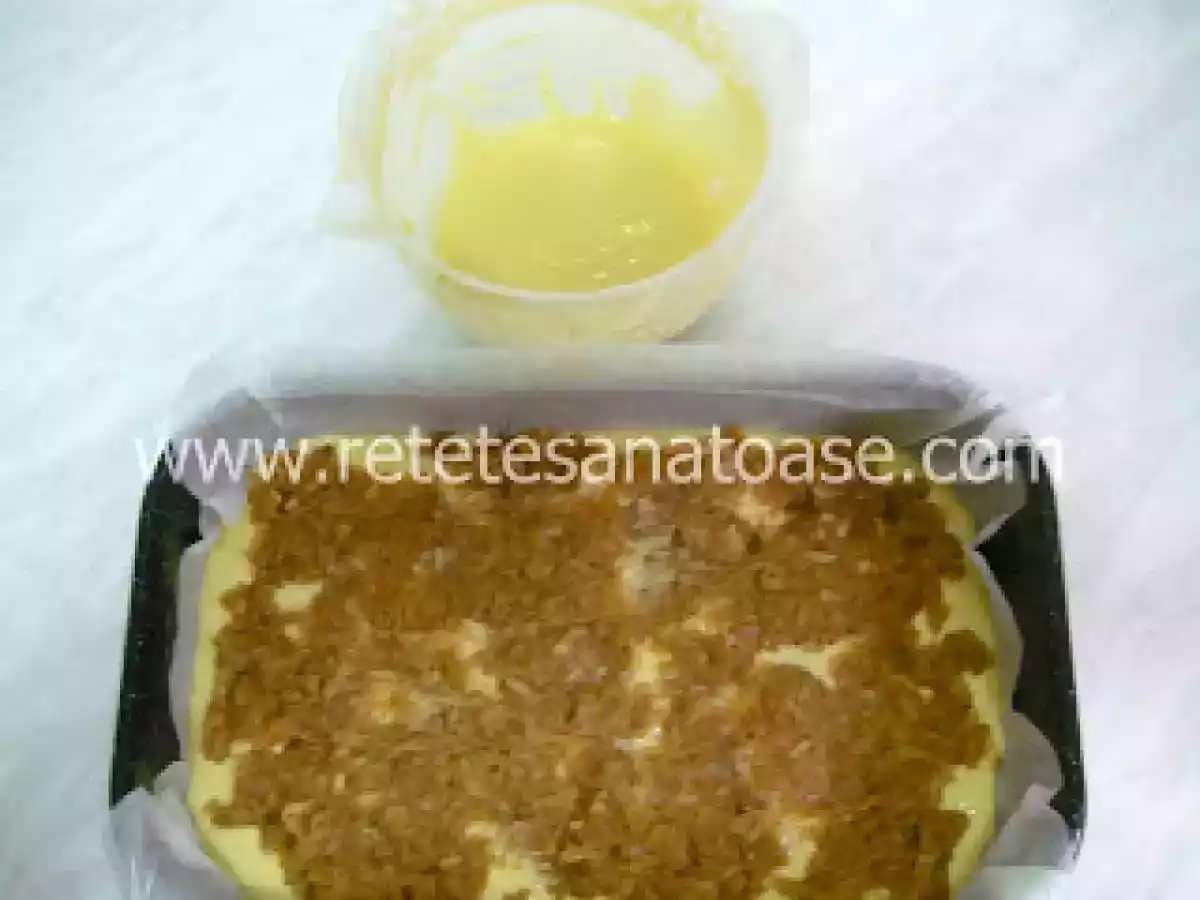 Placinta de mere in aluat pufos - poza 2