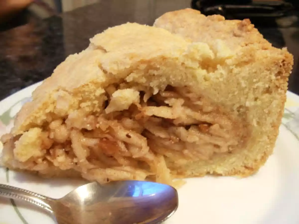 Placinta greceasca cu mere