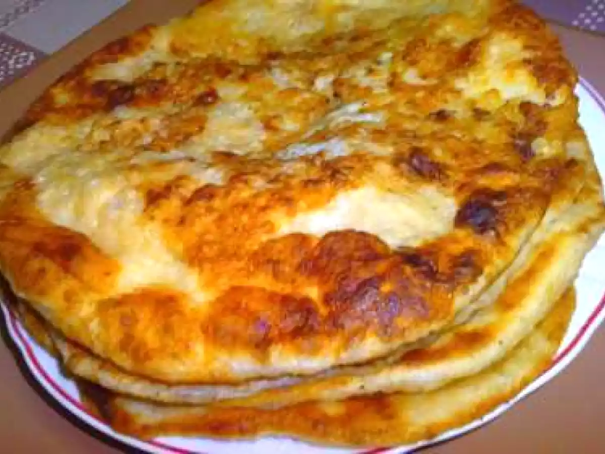 Placinte cu branza si cartofi