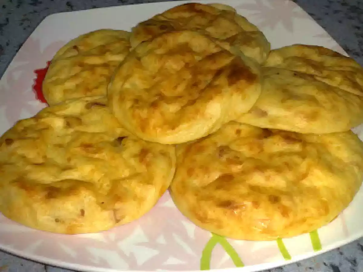 Placinte de cartofi cu bacon si branza - poza 2