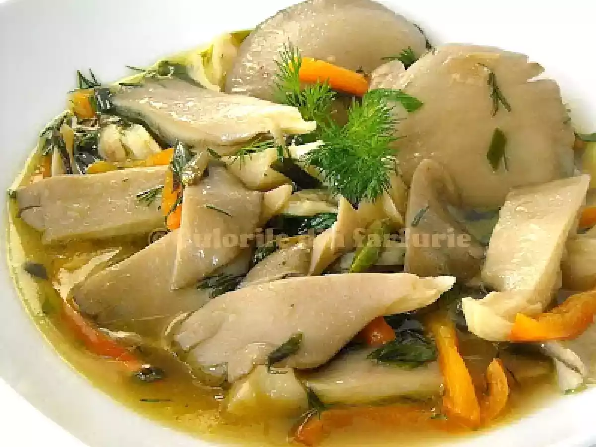 Pleurotus cu sos de vin alb - poza 3