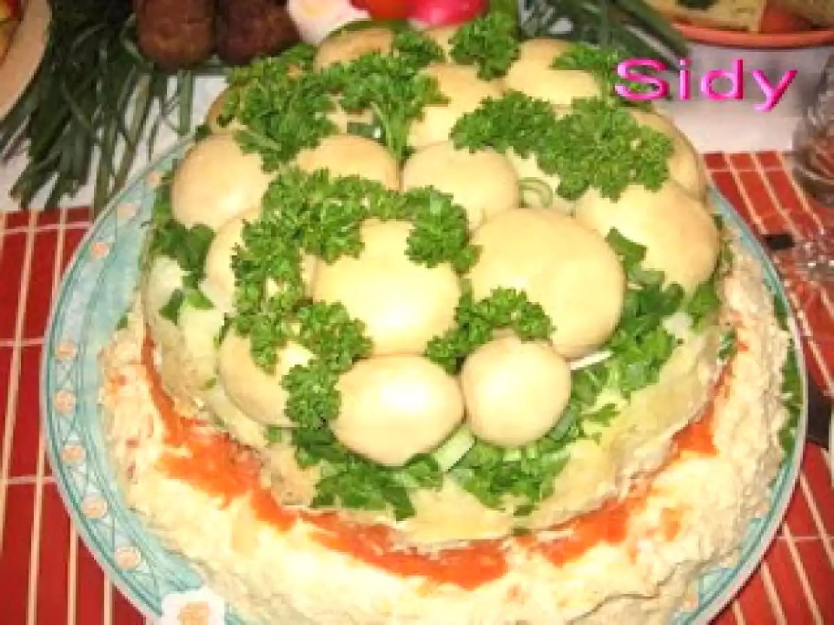 Poienita cu ciuperci - poza 2