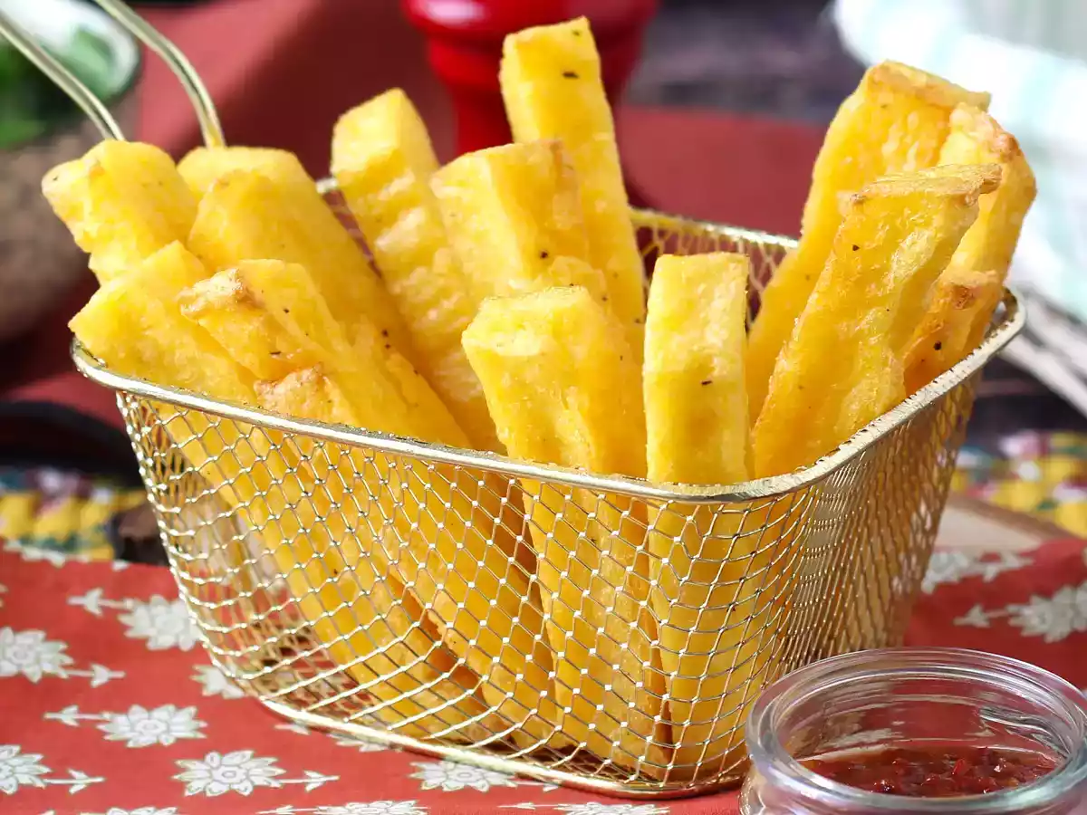 Polenta prăjită: crocantă, aurie și perfectă în Air Fryer!