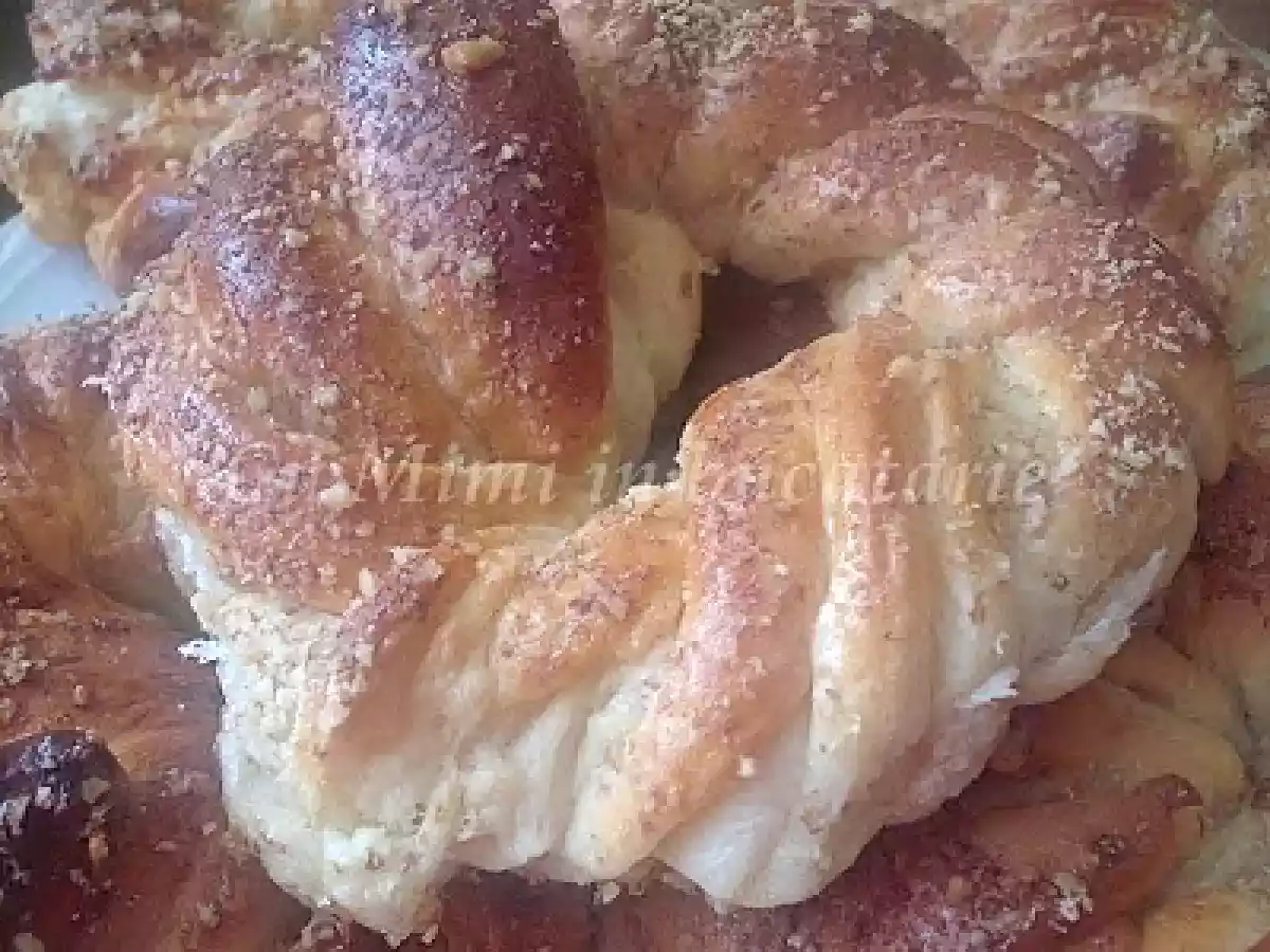 POLONEZI CU NUCA SI MIERE - poza 2