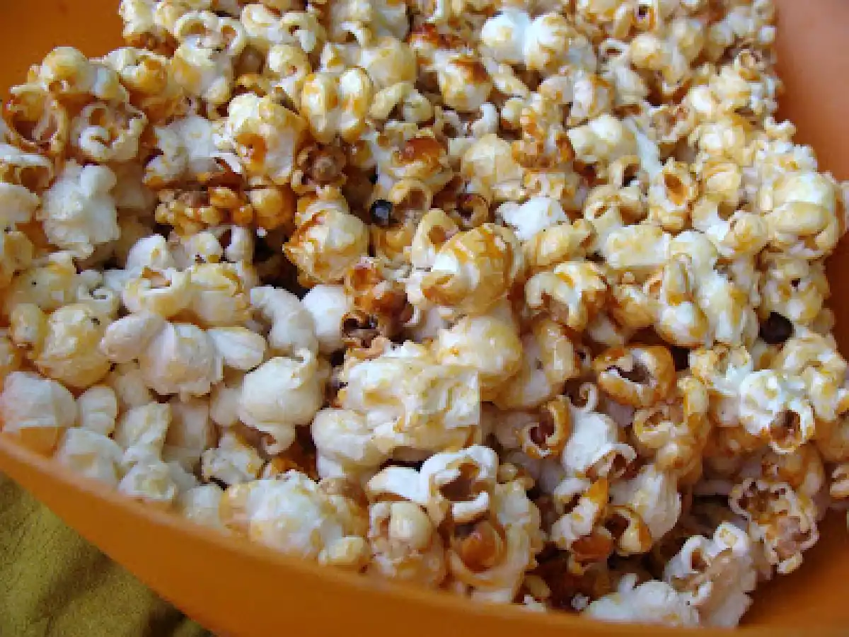 Popcorn caramel---cea mai simpla metoda
