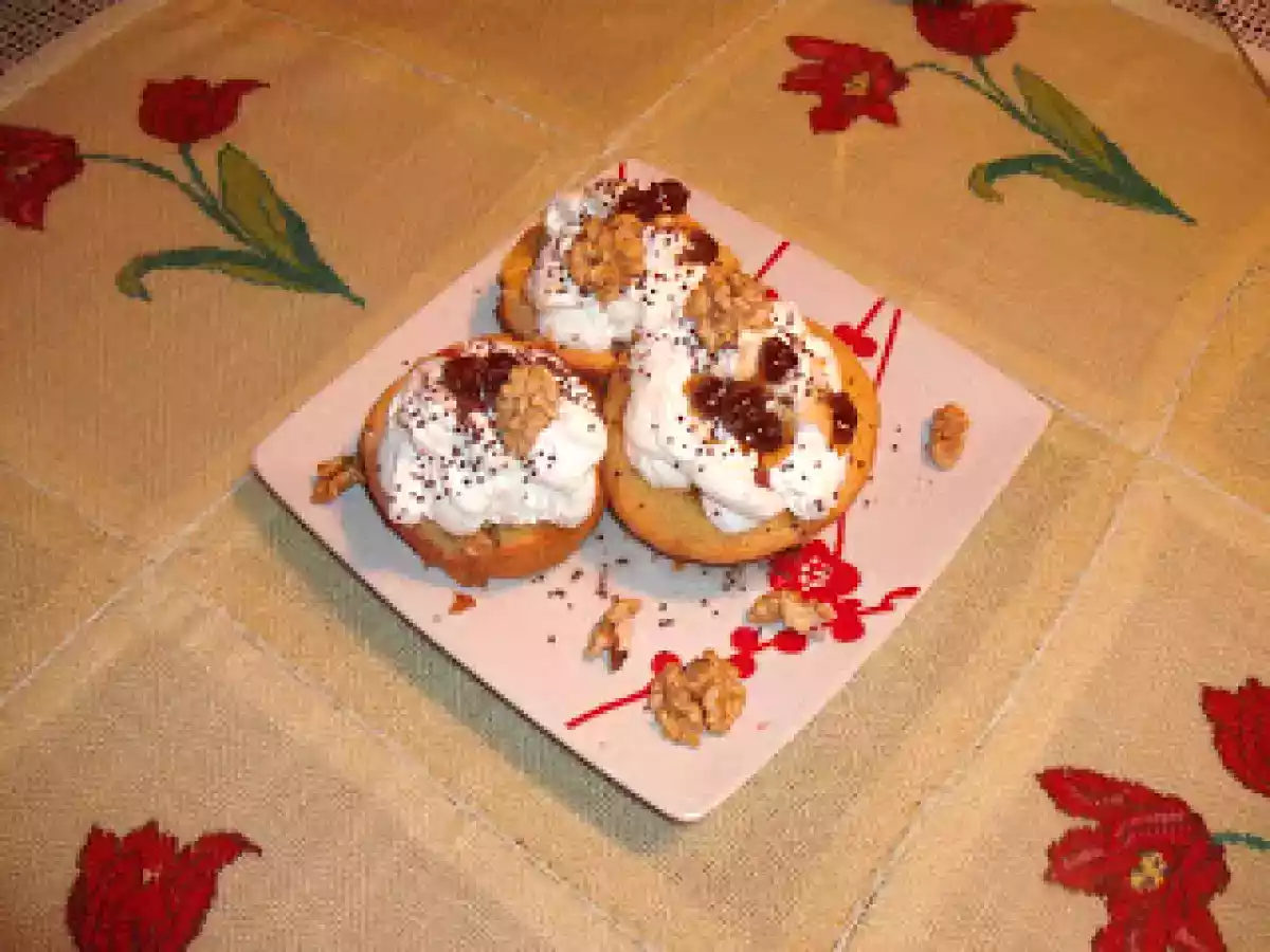 PRAJITURA, , AFRODITE CU DULCEATA SI NUCI - poza 2