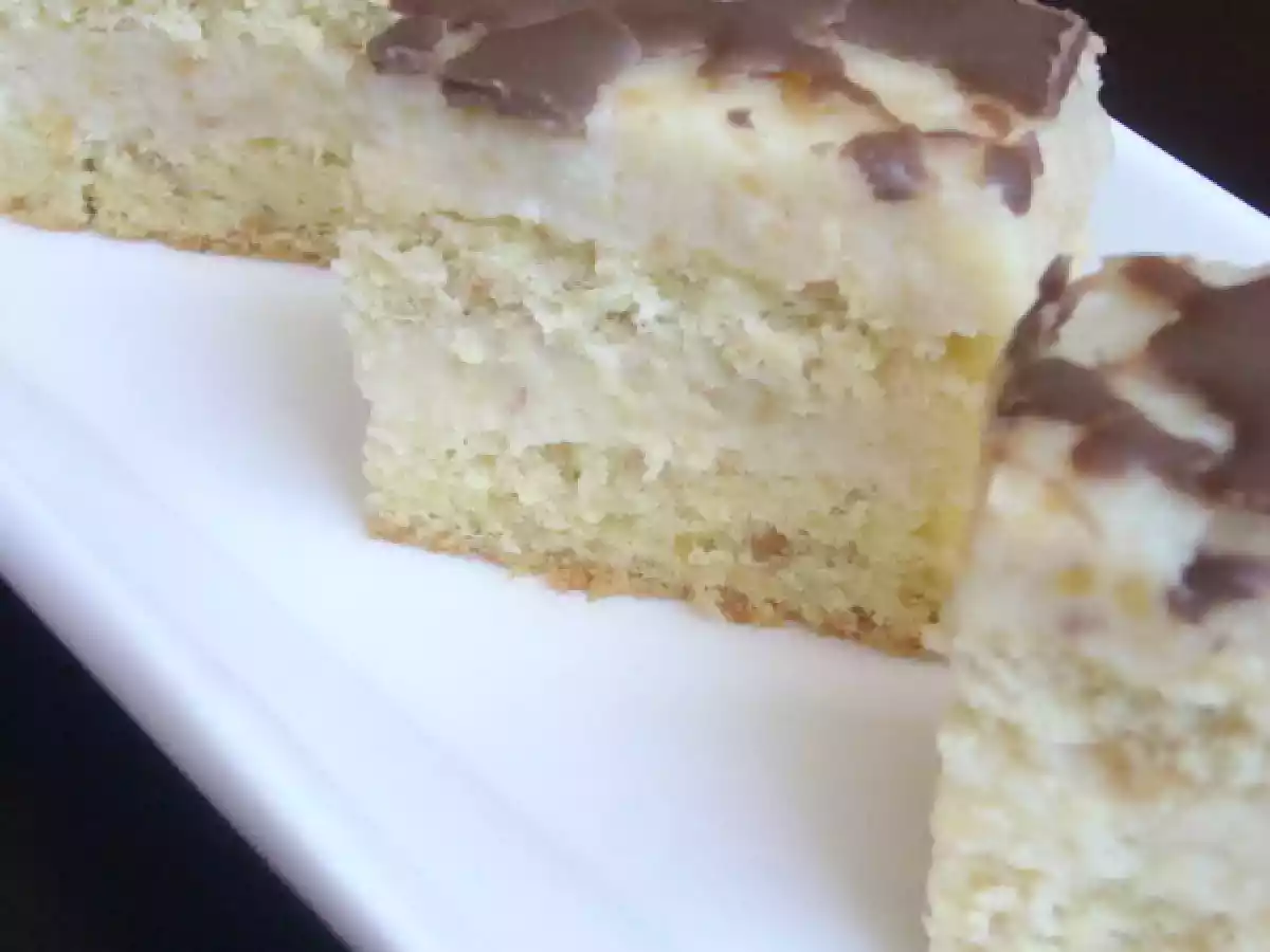 Prajitura cu alune si crema de gris