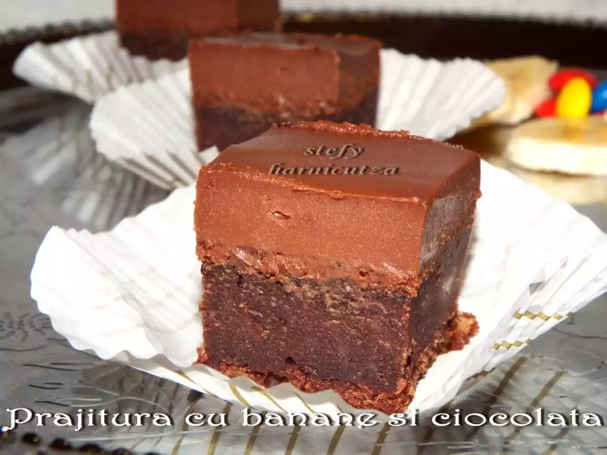Prajitura cu banane si ciocolata