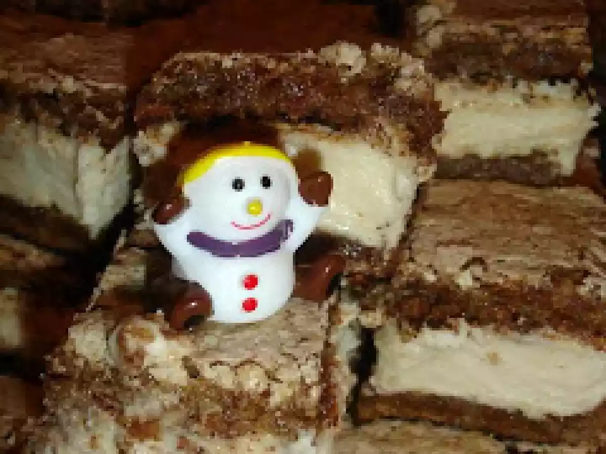 Prajitura cu Bezea si Nuca