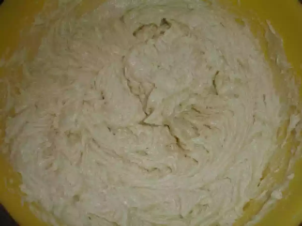 Prajitura cu Bezea si Nuca - poza 7