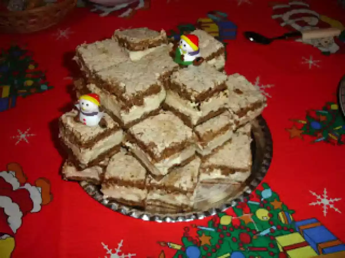 Prajitura cu Bezea si Nuca - poza 10