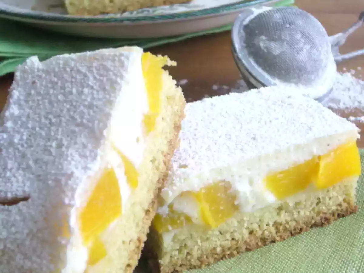 Prajitura cu branza si piersici - poza 3