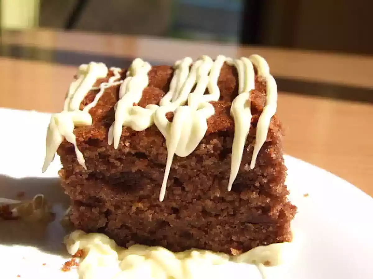 Prajitura cu ciocolata si mere