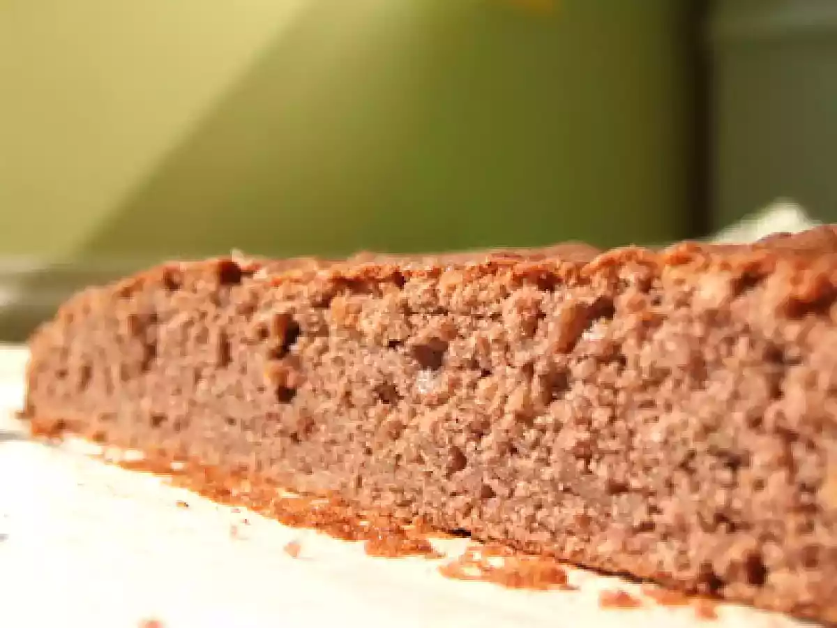 Prajitura cu ciocolata si mere - poza 2