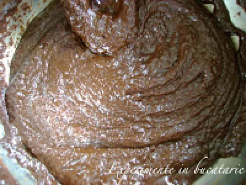 Prajitura cu ciocolata si prune uscate, poza 6